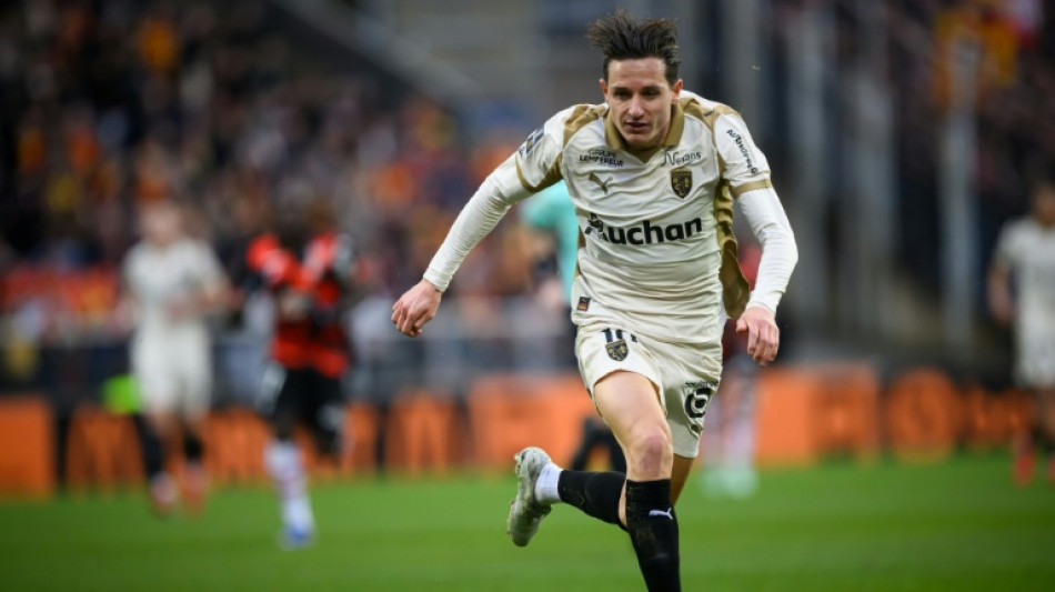 Ligue 1: une nouvelle chance pour Lens, un choc Lyon-Monaco