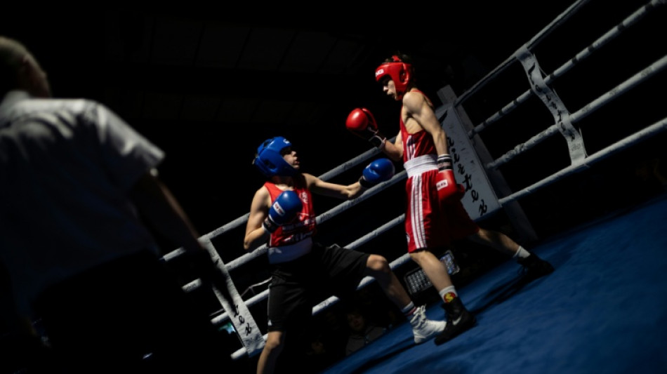 Greenland's teenage boxers throwing punches to survive
