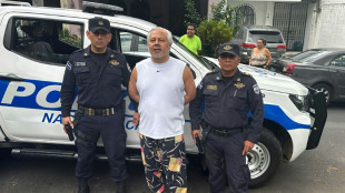 Advogado crítico de Bukele é detido em El Salvador