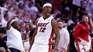 'Psychotic' Butler driving Heat in NBA playoffs 