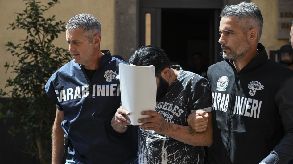 Lavitola al gip, 'chiesi di sparare contro la villetta di Ranucci'