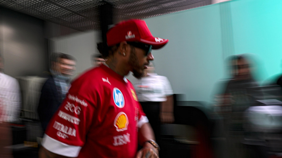 F1: Hamilton 'duro adattarsi, anche in Mercedes all'inizio così'