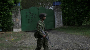 Col&ocirc;mbia registra ataque de guerrilha mais letal em d&eacute;cadas