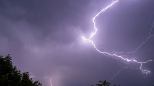 &Uuml;berflutete Stra&szlig;en und Erdrutsche: Unwetter mit Starkregen treffen Deutschland