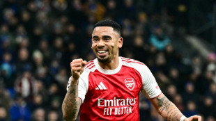 Arsenal sella boleto a octavos de Champions, PSG y City se complican