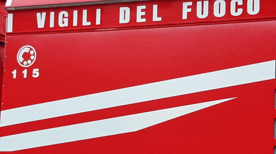 Palazzo a fuoco a Cherasco, nel Cuneese