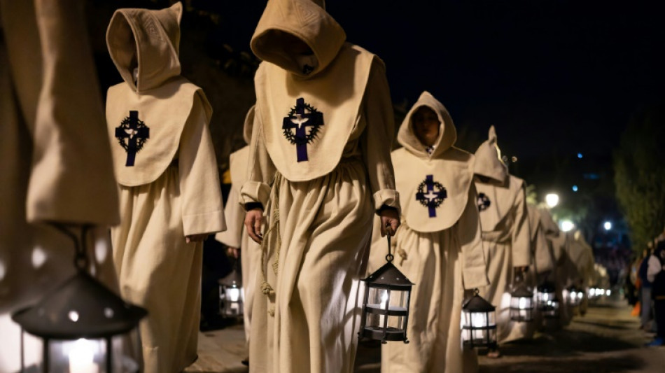 La lluvia obliga a cancelar algunas procesiones de Semana Santa en Espa&ntilde;a