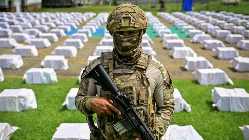 Behörden in Panama stellen Boot mit Tonnen von Kokain an Bord sicher