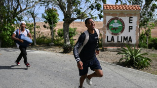 Cuba begins prisoner release&nbsp;after mass pardon