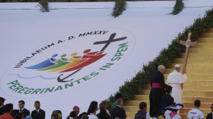 Il Papa ai giovani, "costruite un mondo più umano"