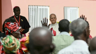 Papa denuncia explora&ccedil;&atilde;o durante visita a Angola