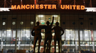 Qatar's Sheikh Jassim makes improved bid for Man Utd - source