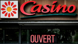Casino va ren&eacute;gocier sa dette et veut vendre des magasins &agrave; Intermarch&eacute;