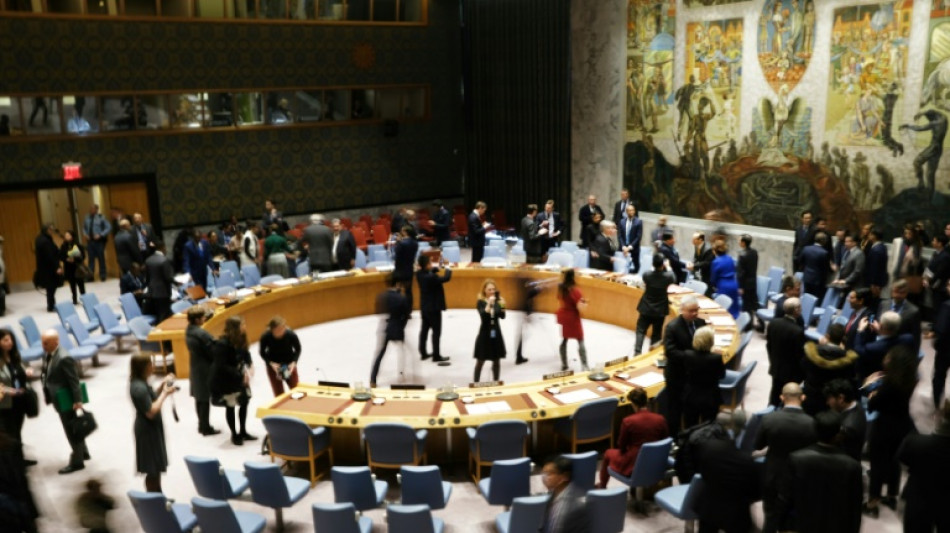 Combats dans Kiev, Poutine en personne sanctionn&eacute; par les Occidentaux