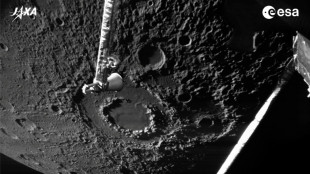 Spacecraft bound for Mercury begins 'tricky' arrival