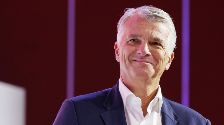 Ermotti banchiere pi&ugrave; pagato d'Europa, a Orcel maggiore aumento