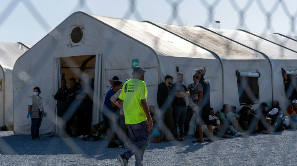 Espanha afirma que mais de 5.300 migrantes deixaram Ceuta neste m&ecirc;s