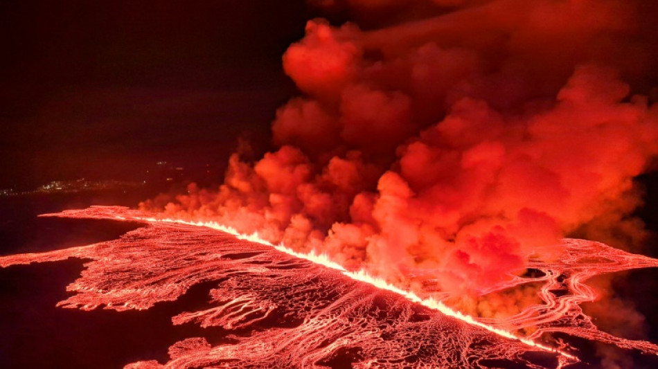 Spektakul&auml;rer Vulkanausbruch im S&uuml;dwesten Islands