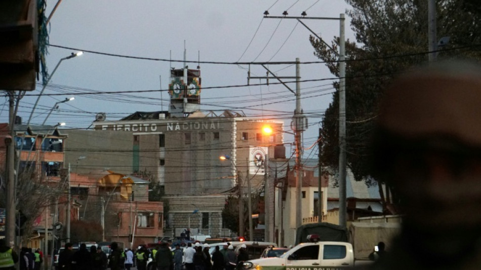 Explos&otilde;es em instala&ccedil;&atilde;o militar deixam dois mortos e 81 feridos na Bol&iacute;via