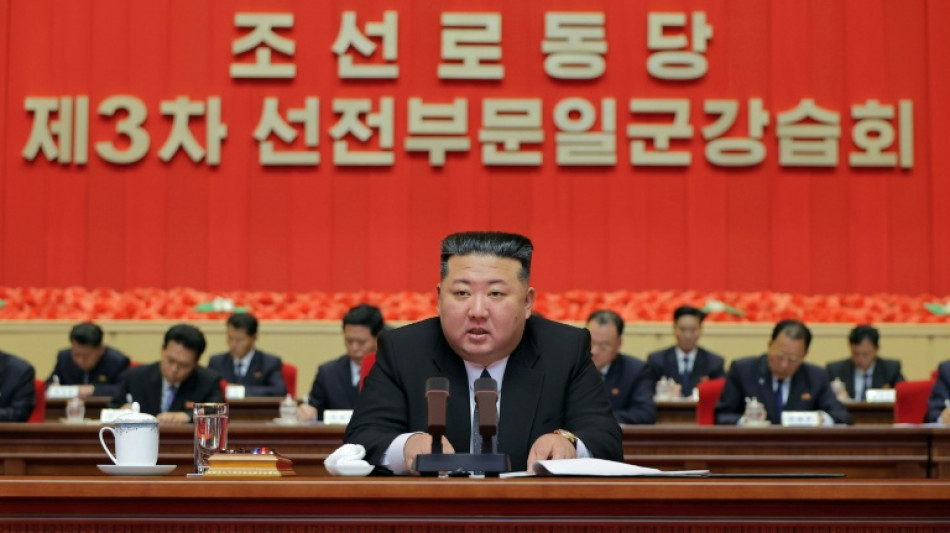 El l&iacute;der norcoreano exalta un "nuevo tipo de arma" tras el lanzamiento de un misil