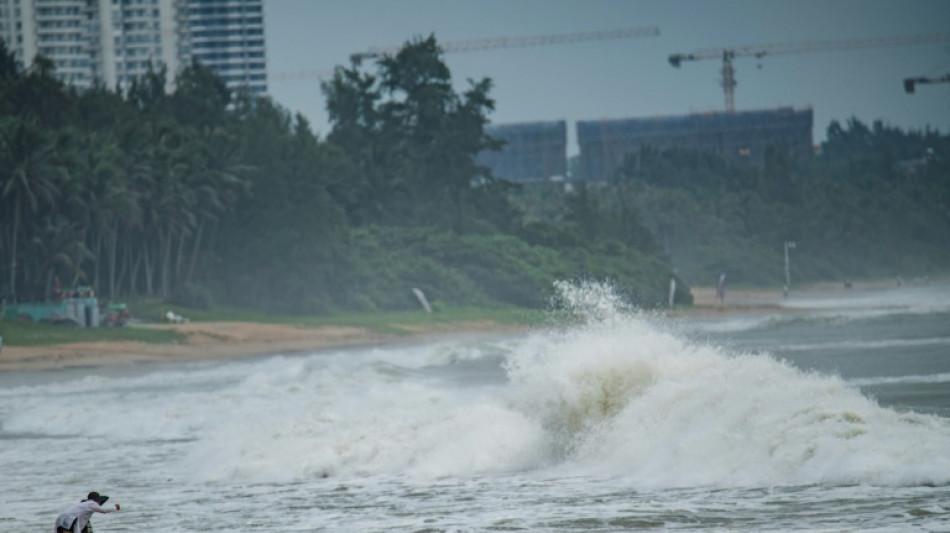 Un cyclone s'approche de la Chine et du Vietnam, nombreuses &eacute;vacuations