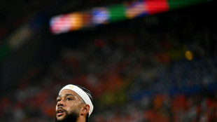 Corinthians confirma contrata&ccedil;&atilde;o do holand&ecirc;s Memphis Depay e agita futebol brasileiro