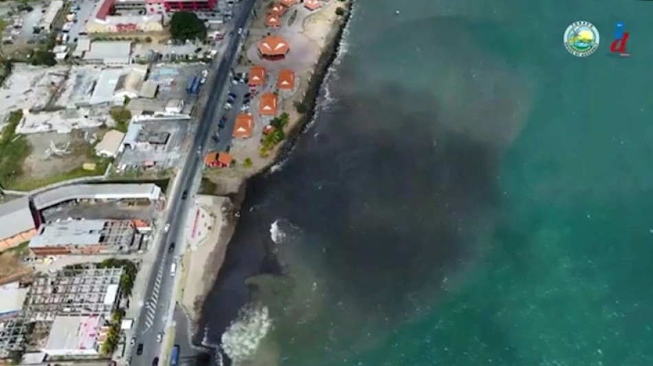 &Ouml;lteppich vor Trinidad und Tobago nach Schiffsungl&uuml;ck weiterhin au&szlig;er Kontrolle 