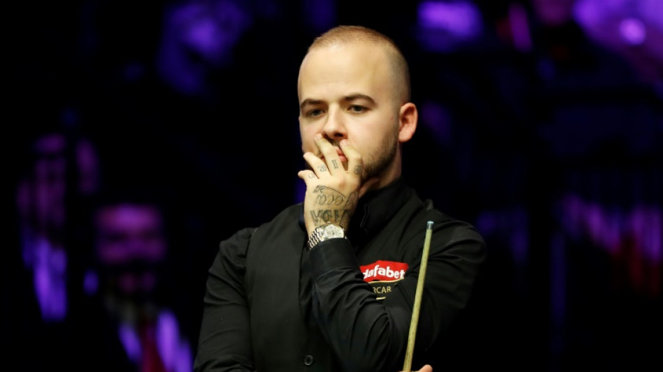 Brecel surges into early lead in snooker world final