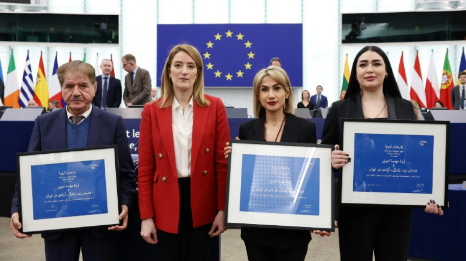 "Symbol der Freiheit": EU-Parlament ehrt Mahsa Amini posthum mit Sacharow-Preis