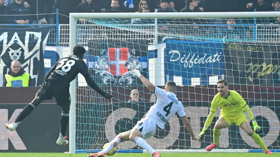 Napoli perde para o Como (2-1) e cede lideran&ccedil;a do Italiano &agrave; Inter; Atalanta e Juve vencem