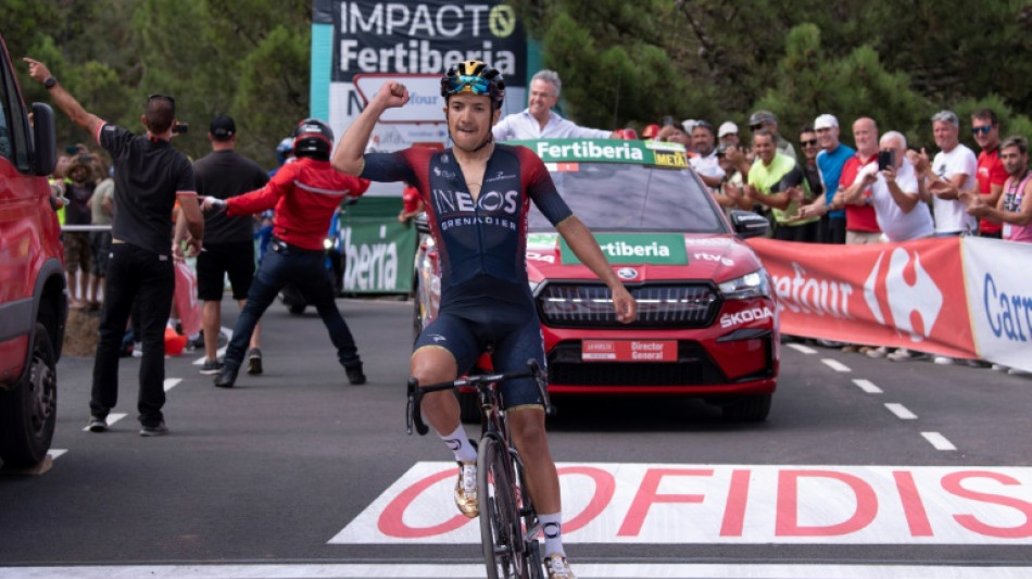 Tour d'Espagne: Carapaz se console sur la 12e &eacute;tape, Evenepoel chute mais s'accroche