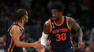 Knicks hold off Celtics in overtime, Pistons top Nets
