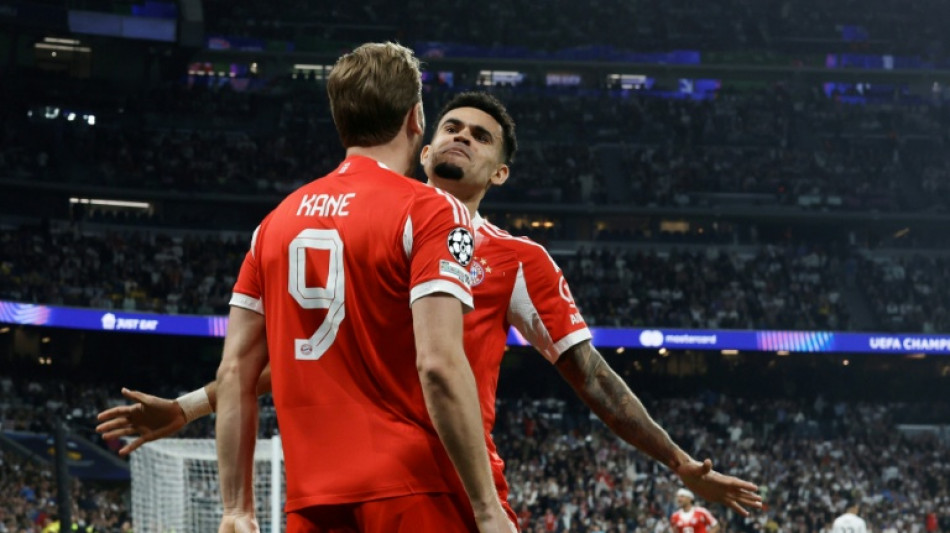 Red-hot Bayern could cap memorable week with Bundesliga title