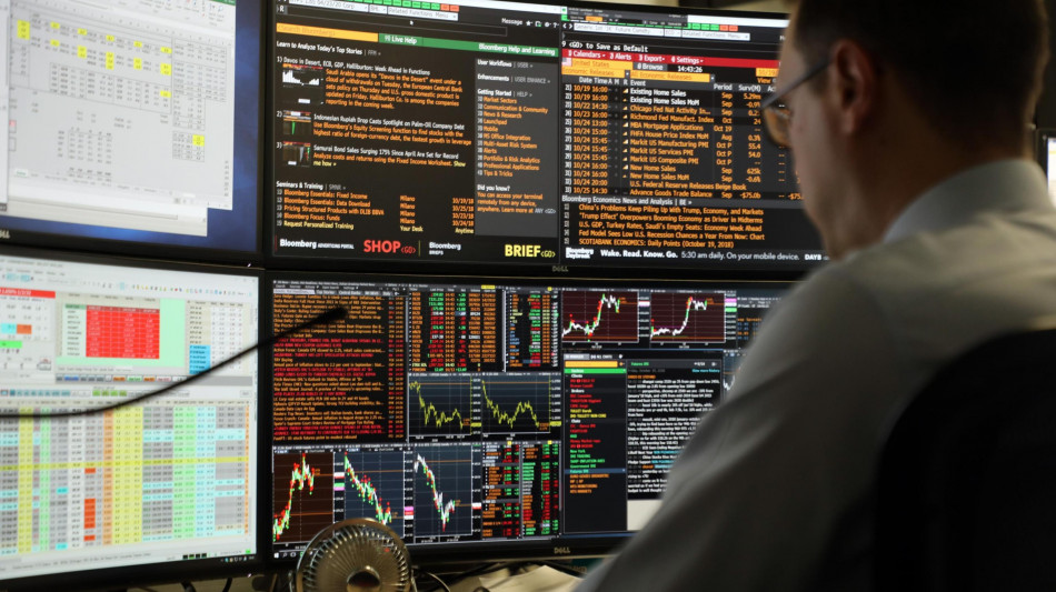 Lo spread tra Btp e Bund conferma il calo, &egrave; a 142 punti