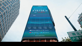 Borsa: Shanghai apre a -0,11%, Shenzhen -0,19%