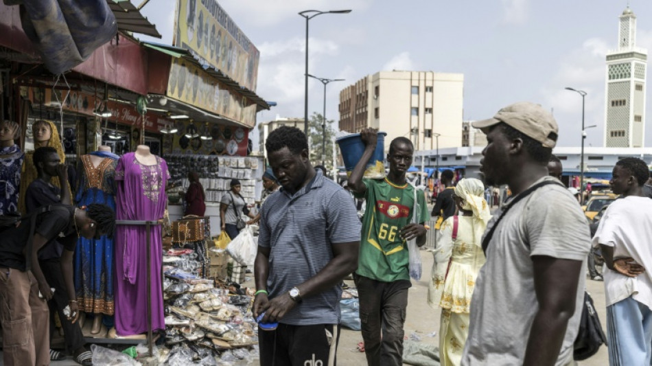 Dans un S&eacute;n&eacute;gal en crise, les Jeux olympiques de la jeunesse ne suscitent pas encore d'engouement