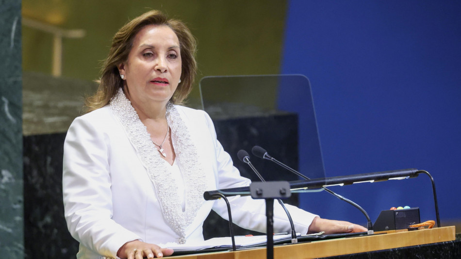 Parlamento Per&ugrave; approva via libera a impeachment Boluarte (2)