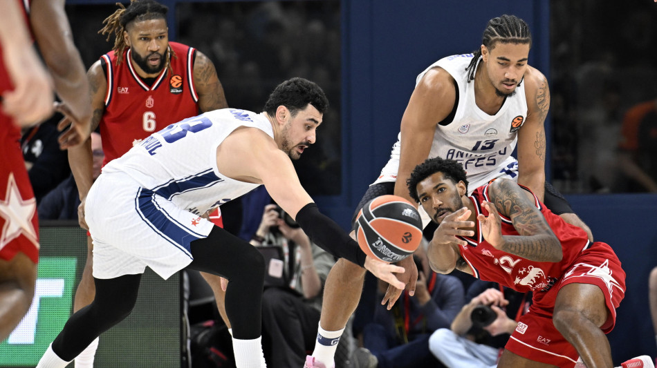 Basket: Eurolega; EA7 Milano-Anadolu Efes 87-74