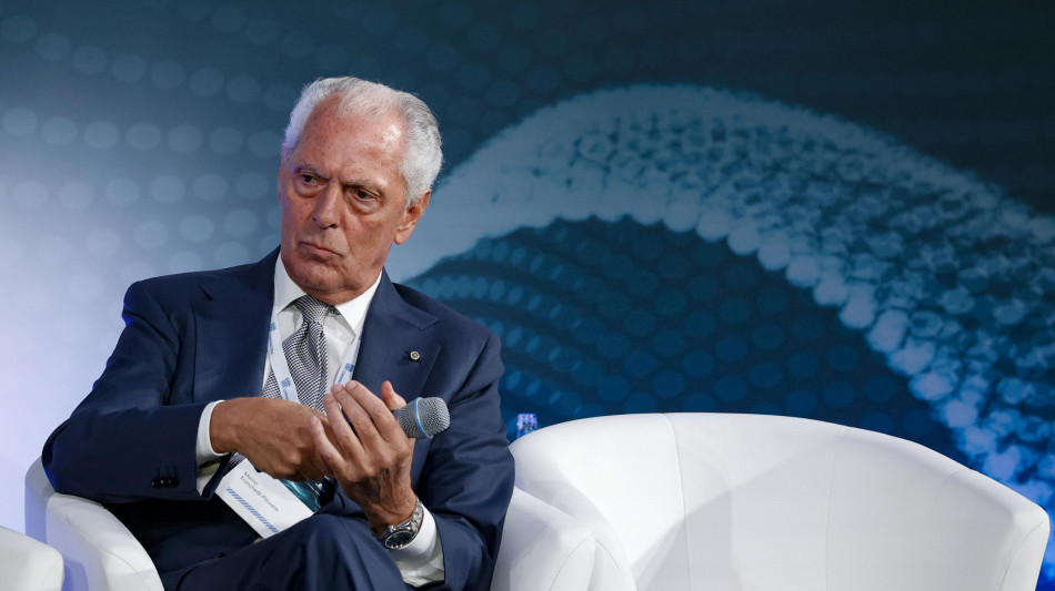 Tronchetti, 'fiduciosi su accordo con il socio cinese'