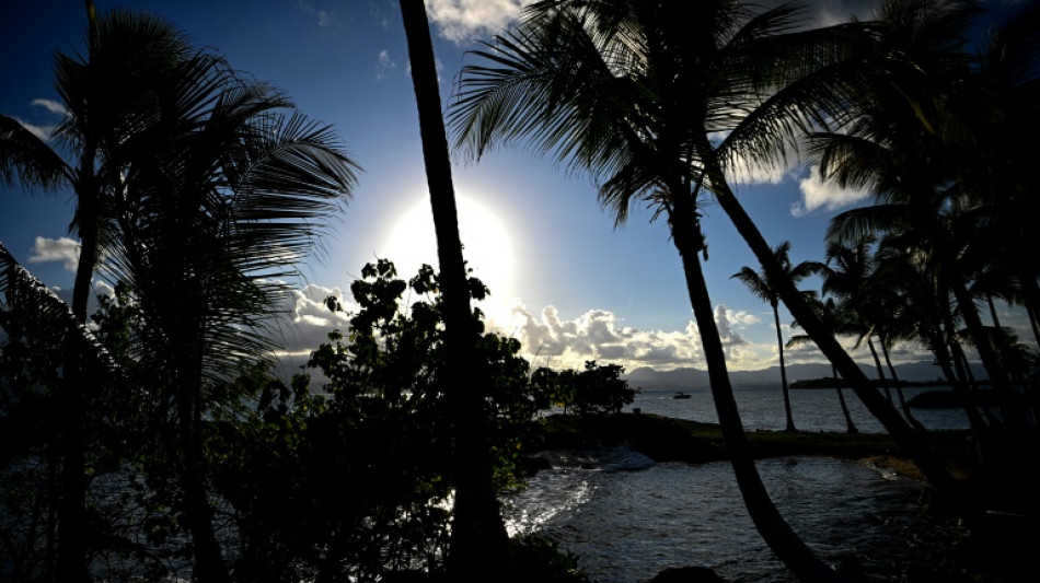 Remise en tension "progressive" du r&eacute;seau &eacute;lectrique en Guadeloupe, toujours sous couvre-feu