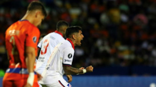 Nacional vence Puerto Cabello (2-0) na ida da 2ª fase da Libertadores