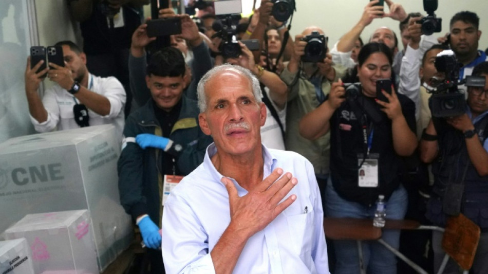 Le Honduras sous la pression de Trump pour déclarer le vainqueur de la présidentielle