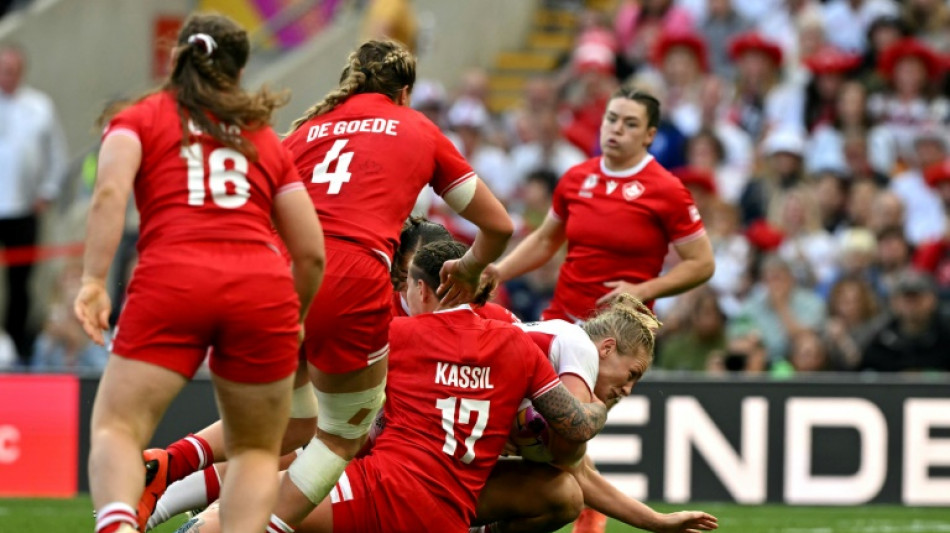 Matthews at the double as England beat Canada to win Women's Rugby World Cup