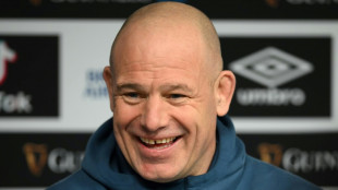 England forwards coach Cockerill to join Montpellier after Six Nations