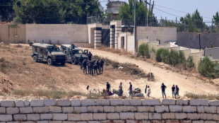 Cisjordanie: des colons isra&eacute;liens assi&egrave;gent des maisons palestiniennes malgr&eacute; la venue de l'arm&eacute;e 