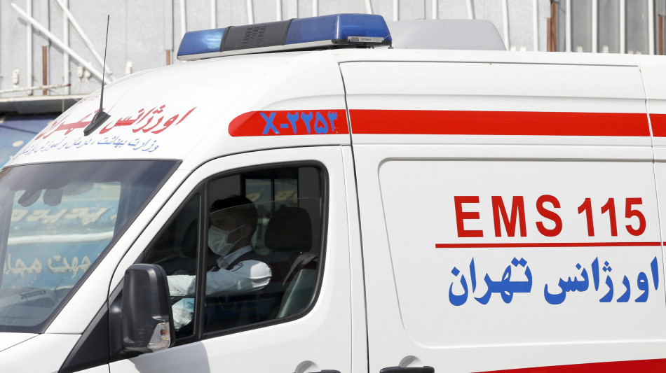 Forte esplosione in un porto nel sud dell'Iran