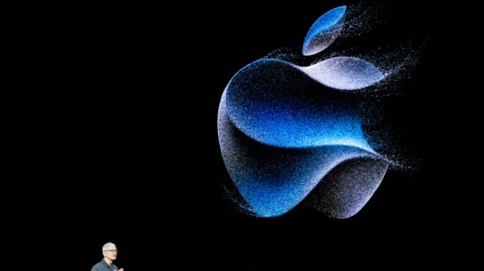 Concurrence: l'UE menace Apple d'une amende g&eacute;ante