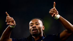 Juventus vence Verona e soma 5&ordf; vit&oacute;ria seguida na Serie A