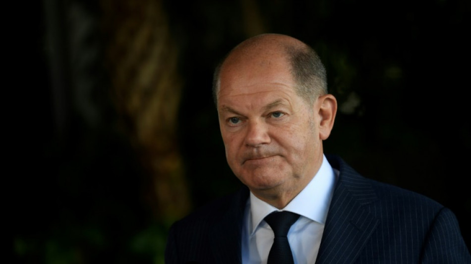 Scholz k&uuml;ndigt in Kiew weitere R&uuml;stungslieferungen an die Ukraine an