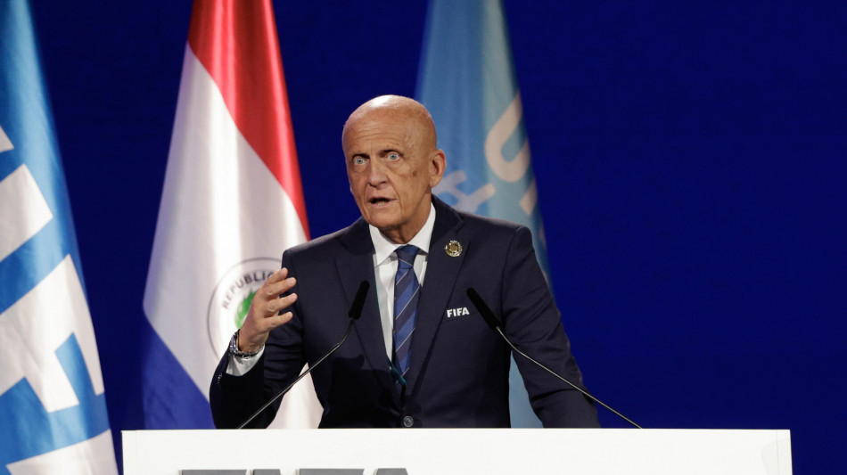 Calcio: Collina visita il Var center della Lega Serie A